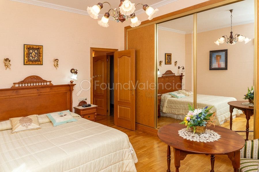 5 soveværelse Villa til salg i Albaida - € 420.000 (Ref: 6560039)