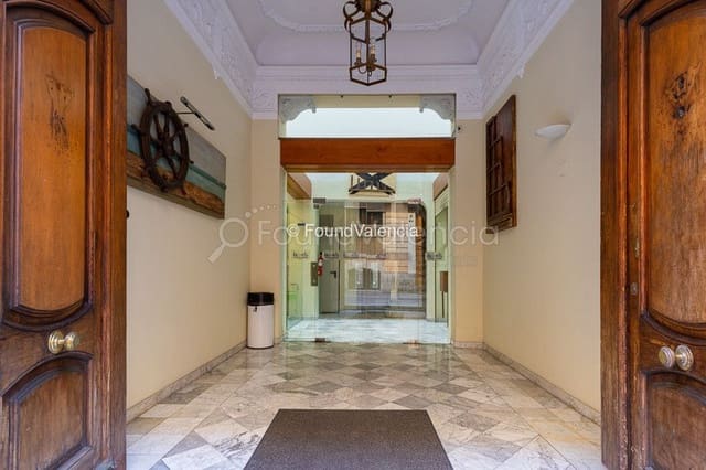 Office for sale in Valencia city - € 3,500,000 (Ref: 6575041)