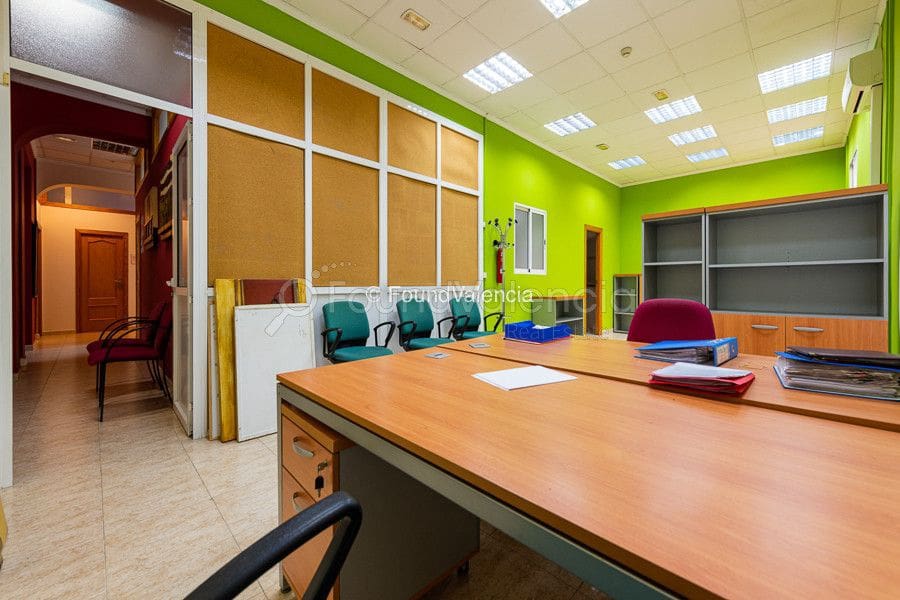 Kontor til salg i Valencia by - € 3.500.000 (Ref: 6575041)