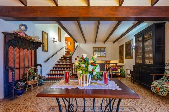 5 soverom Villa til salgs i Gilet - € 620 000 (Ref: 6593563)