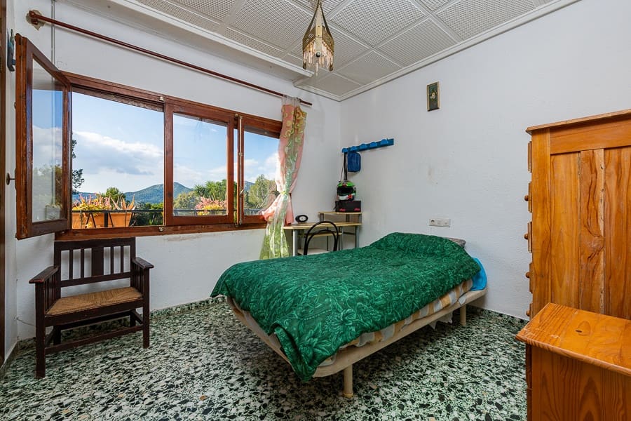 5 soveværelse Villa til salg i Gilet - € 620.000 (Ref: 6593563)