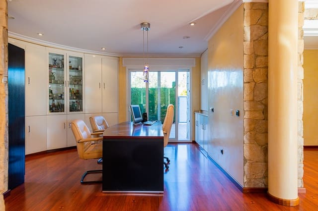 5 soverom Villa til salgs i Serra - € 790 000 (Ref: 6633819)