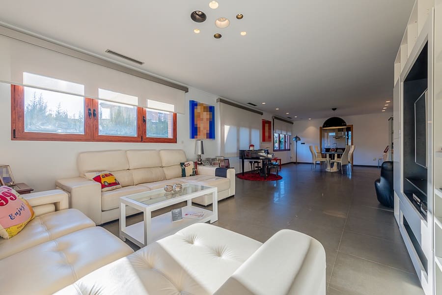 5 soverom Villa til salgs i L'Eliana - € 1 450 000 (Ref: 6734547)