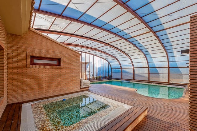 5 soverom Villa til salgs i L'Eliana - € 1 450 000 (Ref: 6734547)