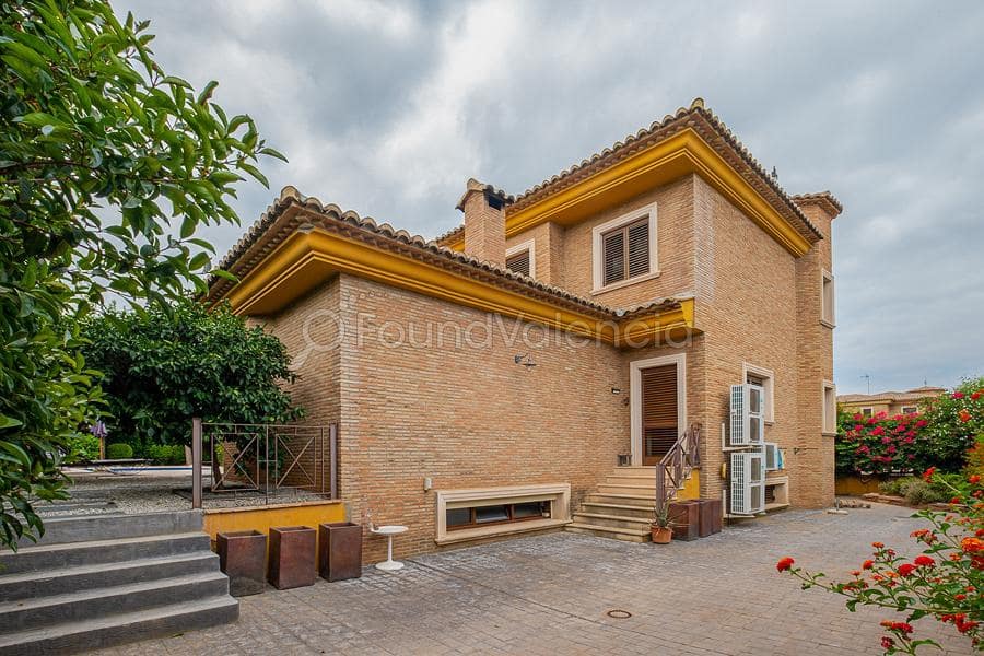 7 soverom Villa til salgs i Betera - € 950 000 (Ref: 7013527)