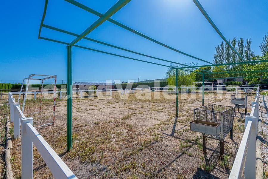 4 sovrum Villa till salu i Requena - 880 001 € (Ref: 7183349)