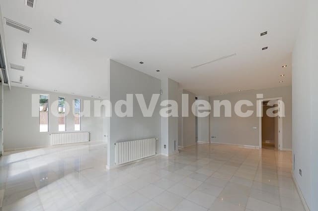 5 bedroom Villa for sale in Rocafort - € 1,800,000 (Ref: 7244280)