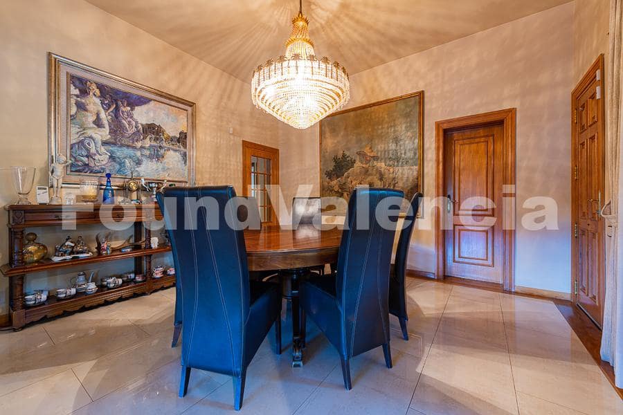 7 slaapkamer Villa te koop in Burriana / Borriana - € 1.200.000 (Ref: 7250584)