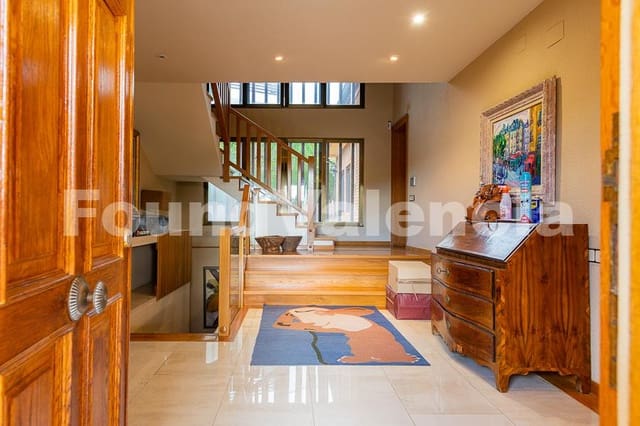 7 bedroom Villa for sale in Burriana / Borriana - € 1,200,000 (Ref: 7250584)