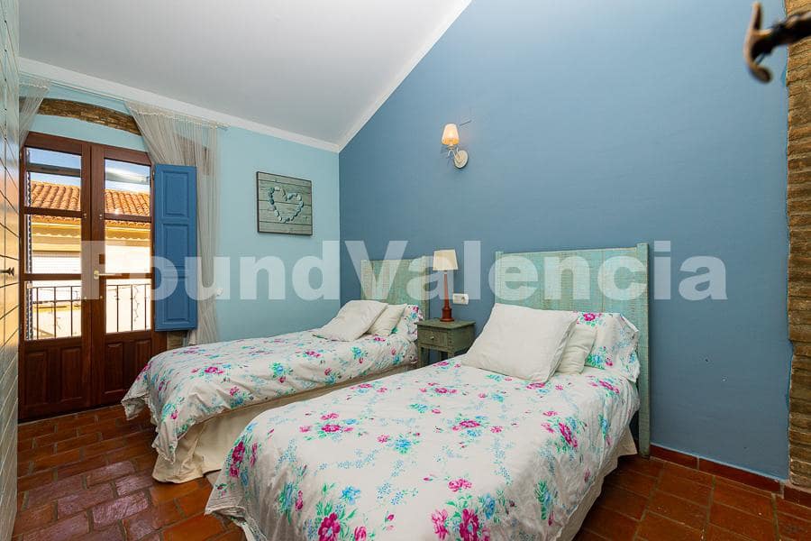 4 soveværelse Villa til salg i Alzira - € 535.000 (Ref: 7329874)