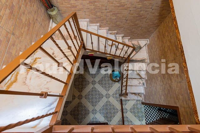 4 bedroom Villa for sale in Alzira - € 535,000 (Ref: 7329874)