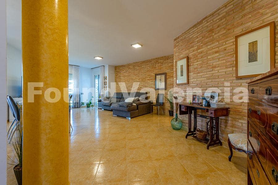 4 soveværelse Villa til salg i Alberic - € 525.000 (Ref: 7372277)