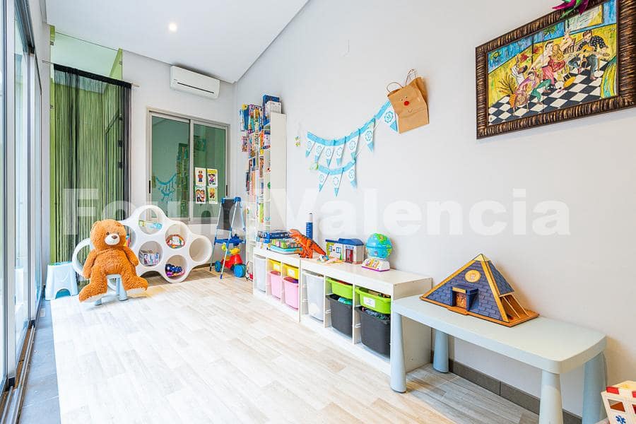 5 soveværelse Lejlighed til salg i Alberic - € 450.000 (Ref: 7373803)