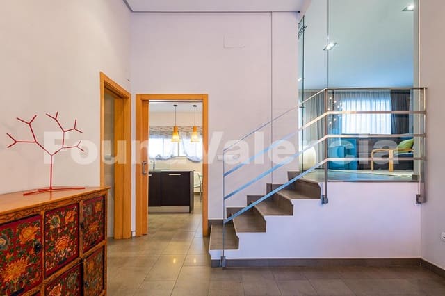 5 bedroom Apartment for sale in Alberic - € 450,000 (Ref: 7373803)