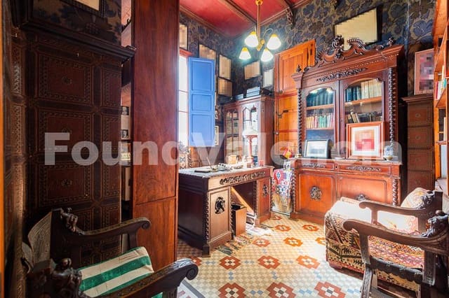 8 bedroom Villa for sale in Burriana / Borriana - € 1,600,000 (Ref: 7450499)