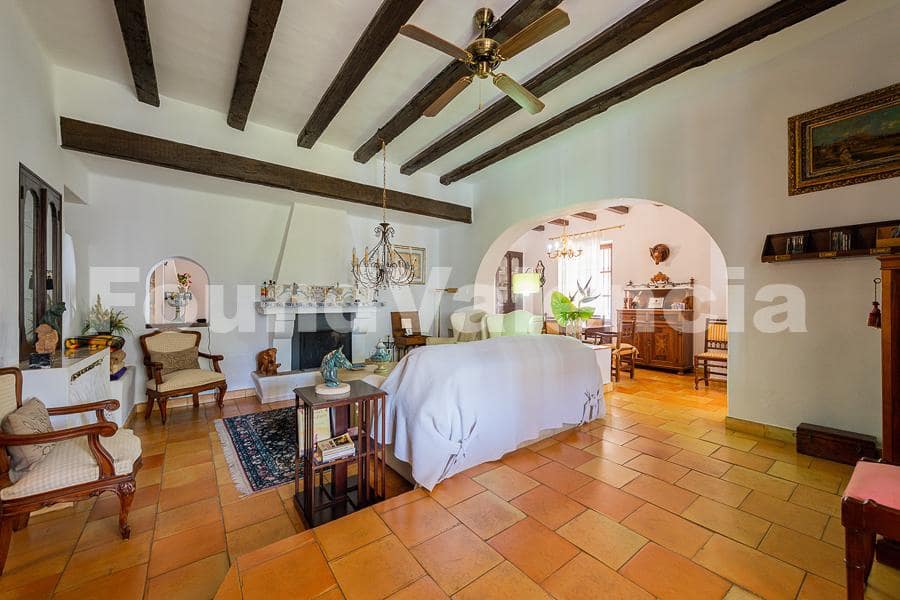 7 soveværelse Finca/Landehus til salg i San Antonio de Benageber - € 1.480.000 (Ref: 7473830)