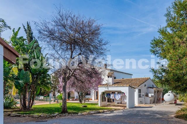 7 bedroom Finca/Country House for sale in San Antonio de Benagéber - € 1,480,000 (Ref: 7473830)