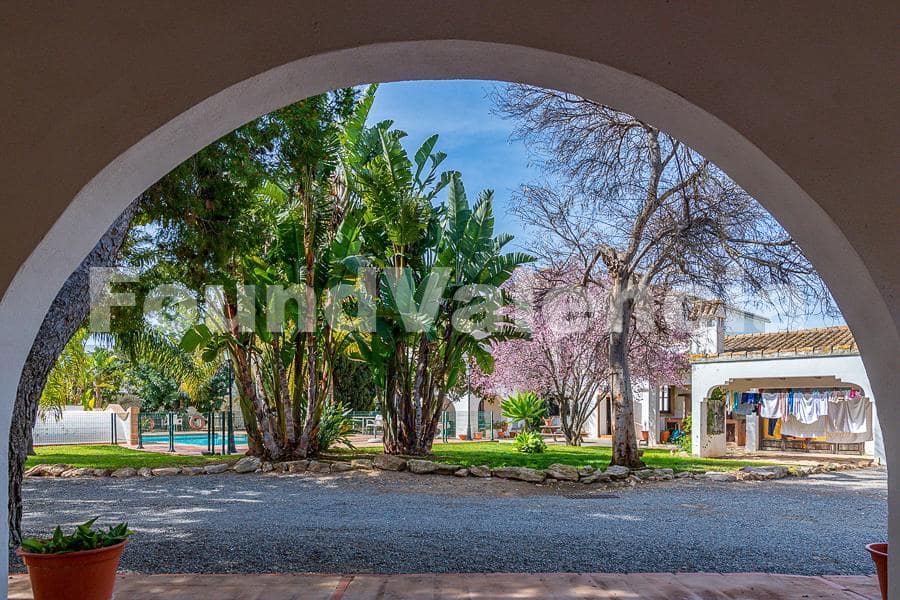 7 soveværelse Finca/Landehus til salg i San Antonio de Benageber - € 1.480.000 (Ref: 7473830)