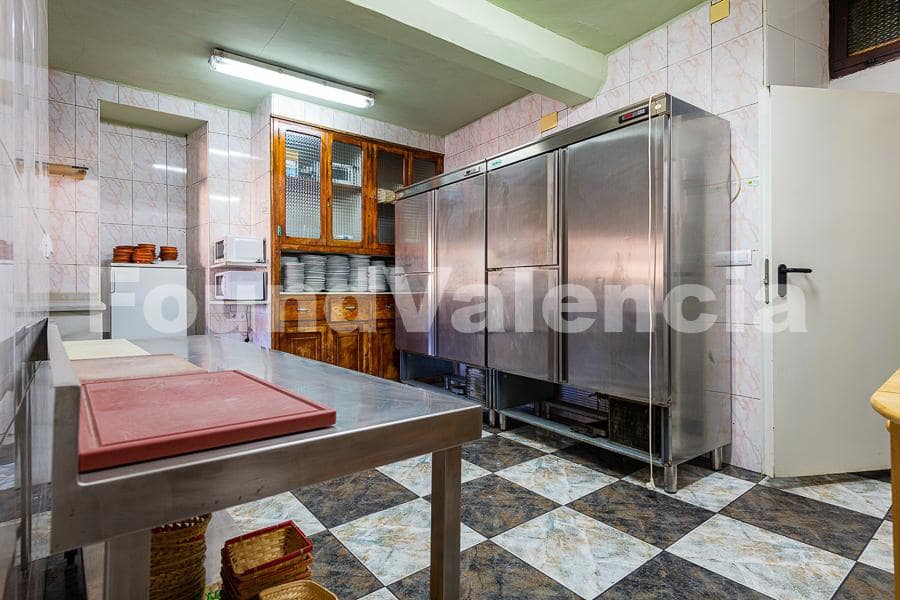 Restaurant/Bar til salg i Bocairent - € 800.000 (Ref: 7540944)