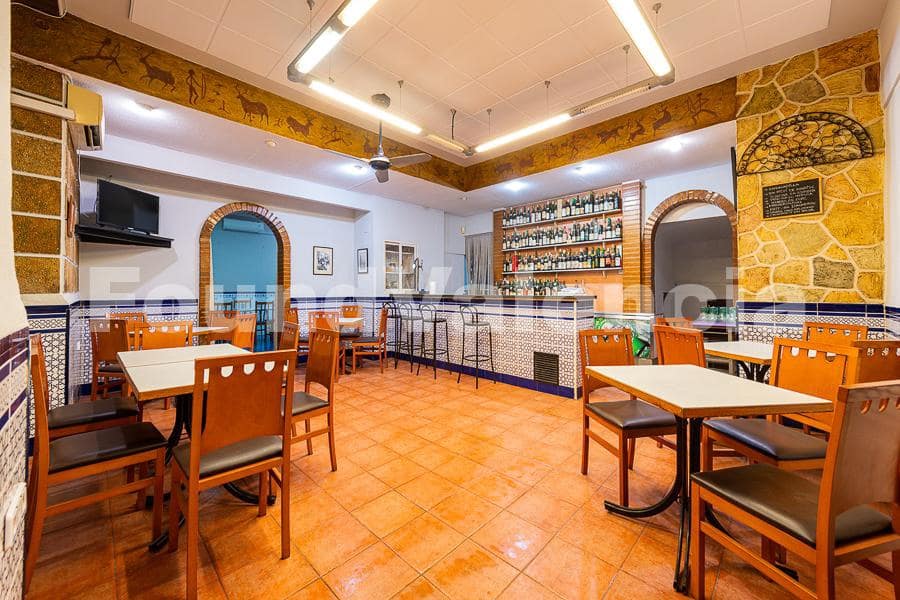 Restaurant/Bar til salg i Bocairent - € 800.000 (Ref: 7540944)