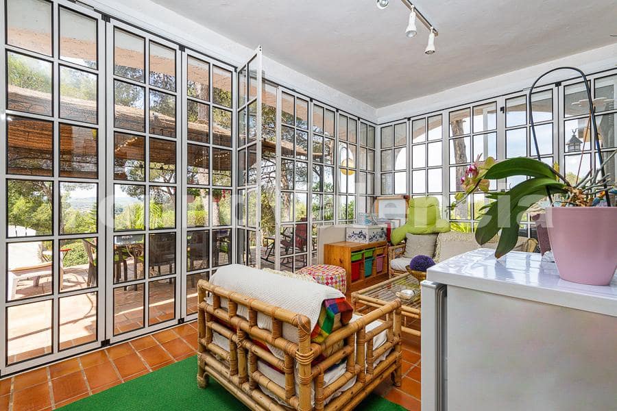 5 slaapkamer Villa te koop in Chiva - € 550.000 (Ref: 7555886)