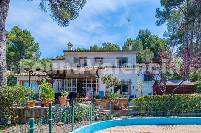 5 soverom Villa til salgs i Chiva - € 550 000 (Ref: 7555886)