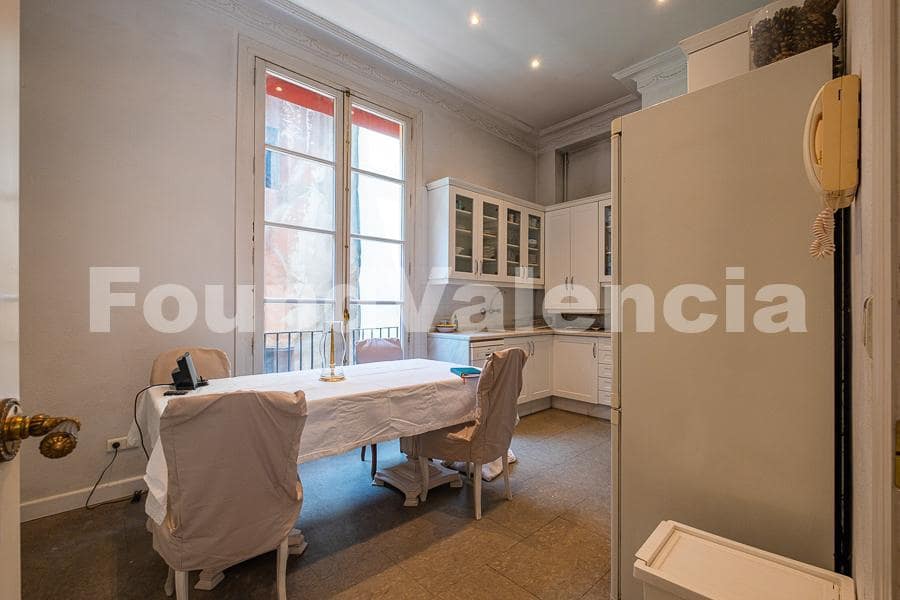 9 soveværelse Lejlighed til salg i Valencia by - € 3.200.000 (Ref: 7615242)