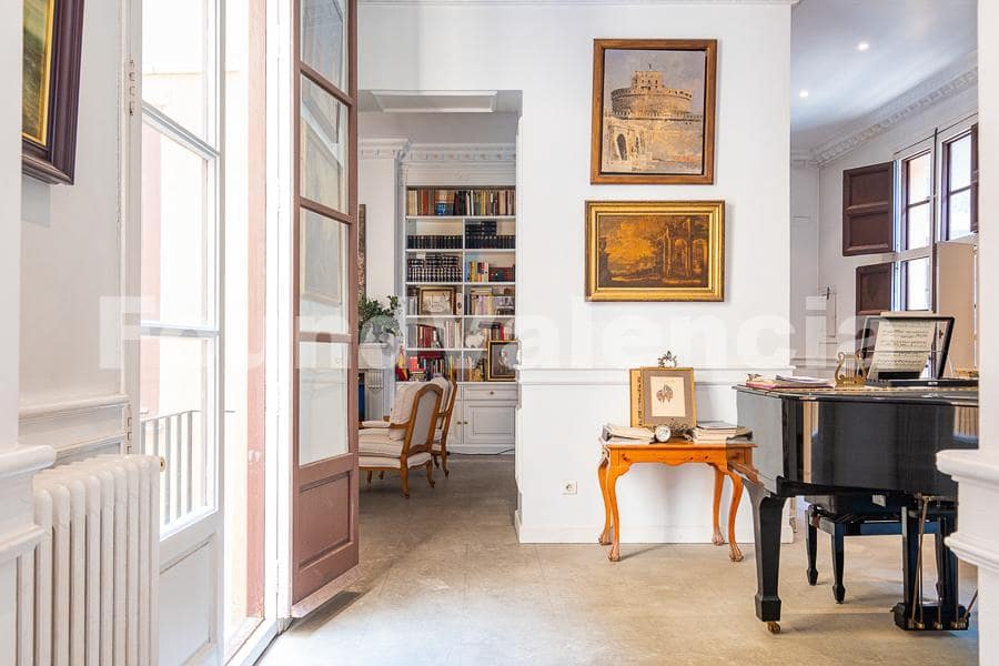 9 soveværelse Lejlighed til salg i Valencia by - € 3.200.000 (Ref: 7615242)