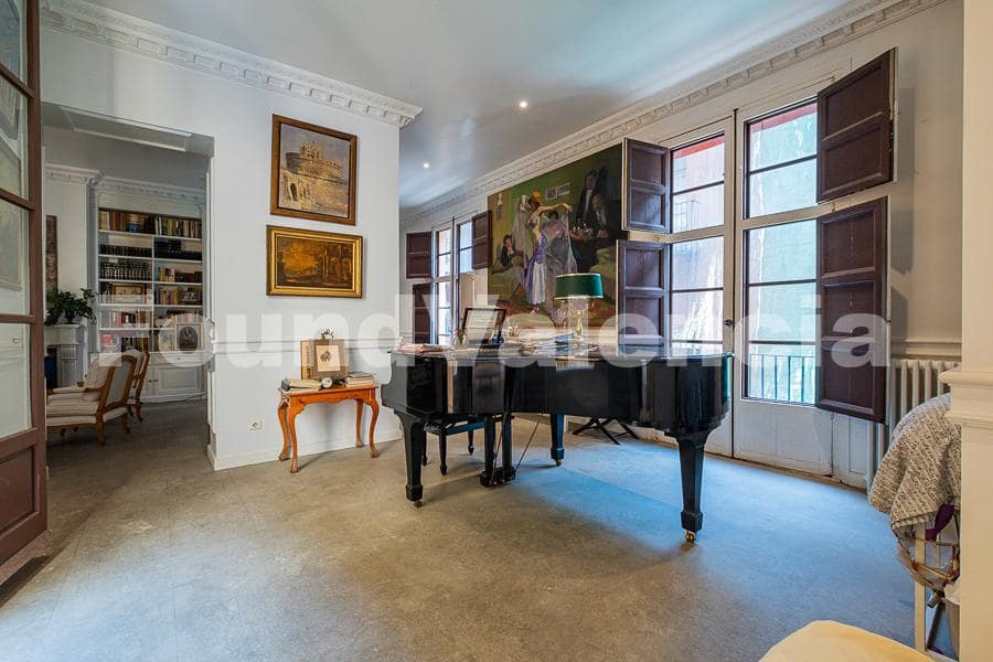 9 soveværelse Lejlighed til salg i Valencia by - € 3.200.000 (Ref: 7615242)