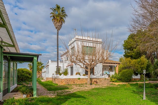 10 bedroom Finca/Country House for sale in Museros - € 1,900,000 (Ref: 7646907)