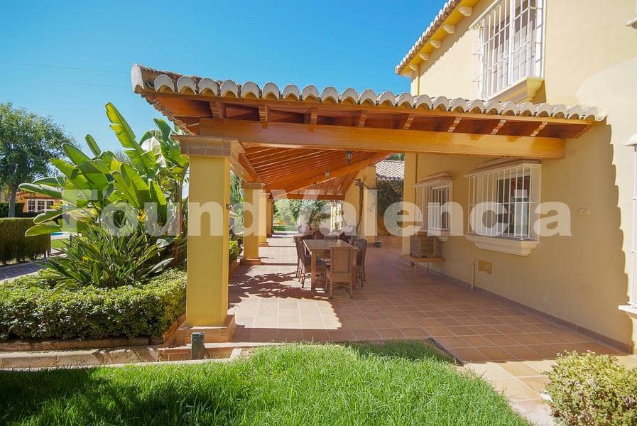 5 soverom Villa til salgs i Betera - € 1 500 000 (Ref: 7660664)