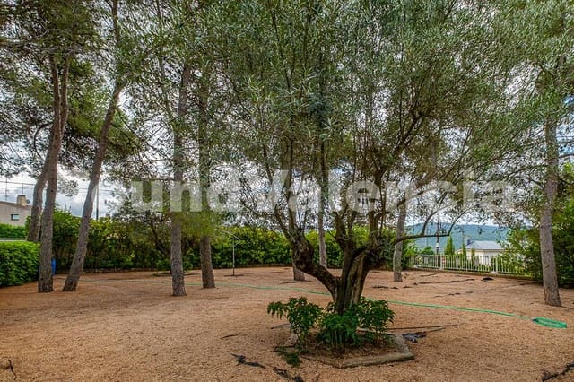 7 bedroom Villa for sale in Bocairent - € 950,000 (Ref: 7774612)