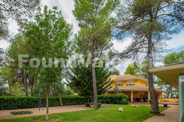 7 bedroom Villa for sale in Bocairent - € 950,000 (Ref: 7774612)