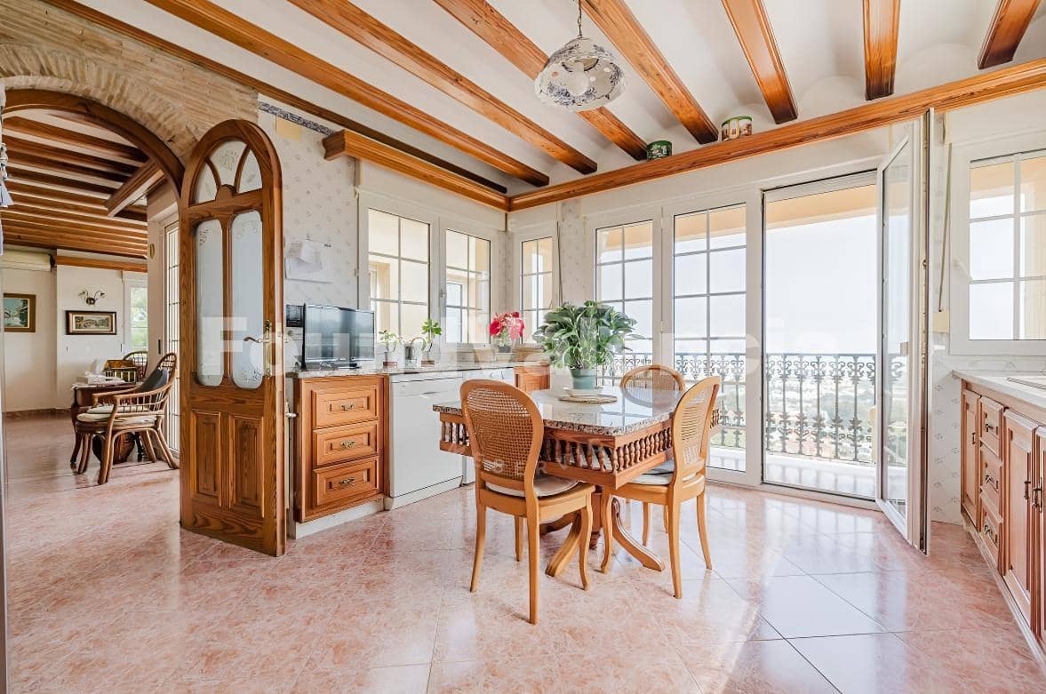 6 slaapkamer Villa te koop in Denia - € 1.195.000 (Ref: 7876902)
