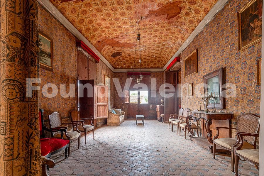 8 slaapkamer Villa te koop in Albalat dels Tarongers - € 3.100.000 (Ref: 7876903)