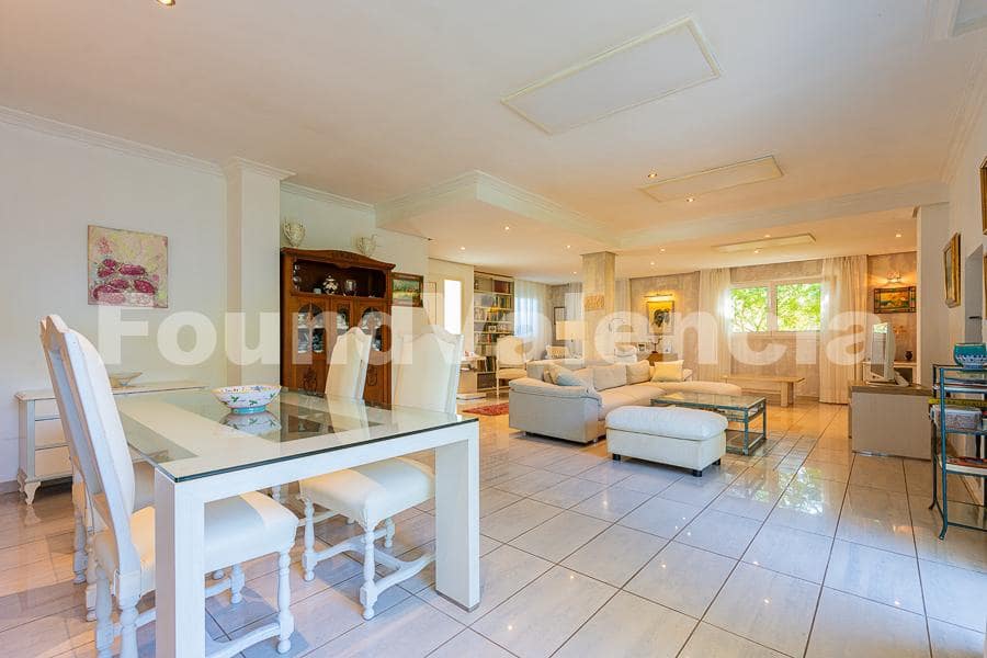 5 camera da letto Villa in vendita in La Pobla de Vallbona - 925.000 € (Rif: 7876909)