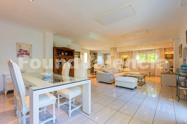 5 camera da letto Villa in vendita in La Pobla de Vallbona - 925.000 € (Rif: 7876909)