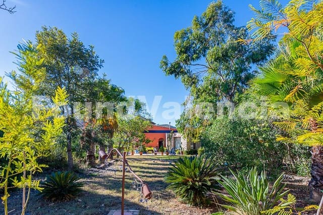 5 bedroom Villa for sale in Gandia - € 645,000 (Ref: 7935574)