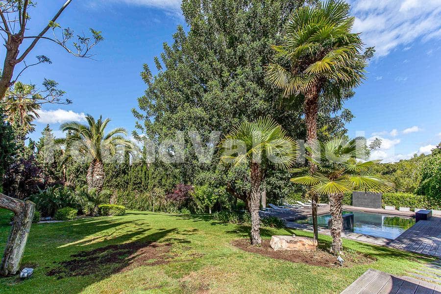 6 soveværelse Villa til salg i Chiva - € 1.390.000 (Ref: 8002326)