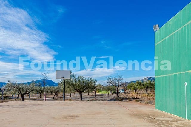 12 bedroom Villa for sale in Onil - € 975,000 (Ref: 8002791)