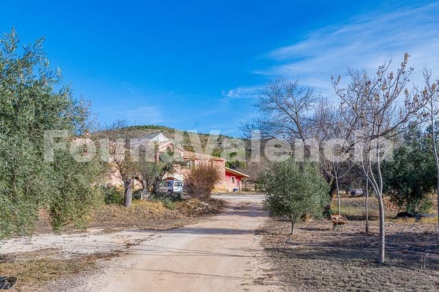 12 bedroom Villa for sale in Onil - € 975,000 (Ref: 8002791)