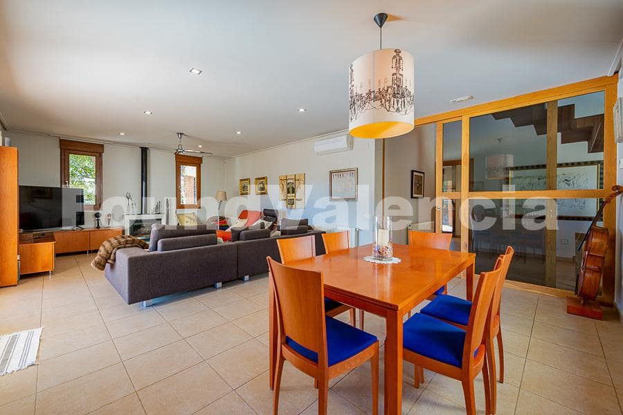 4 soveværelse Villa til salg i Ontinyent - € 600.000 (Ref: 8116082)