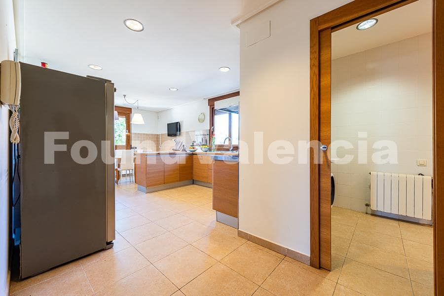 4 soveværelse Villa til salg i Ontinyent - € 600.000 (Ref: 8116082)