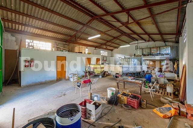 Finca/Country House for sale in Onda - € 800,000 (Ref: 8125361)