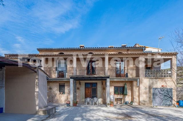 17 bedroom Villa for sale in Bocairent - € 3,000,000 (Ref: 8128841)
