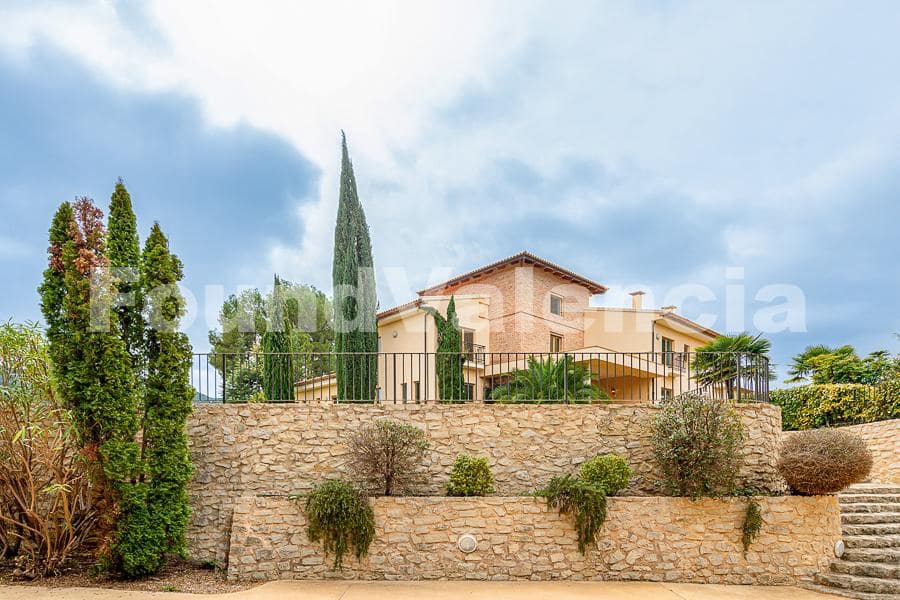 10 slaapkamer Finca/Landhuis te koop in Alcoy / Alcoi - € 2.600.000 (Ref: 8145273)