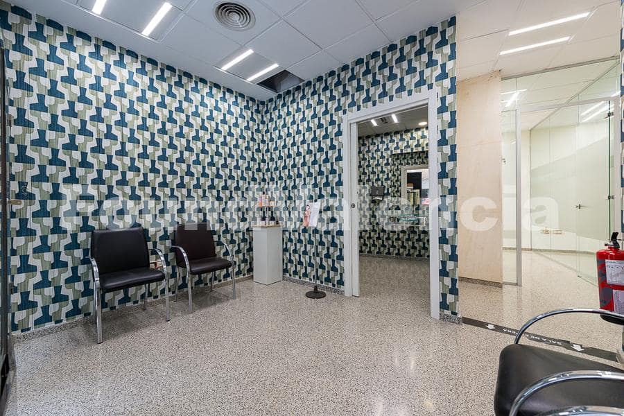 4 bedroom Apartment for sale in Valencia city - € 600,000 (Ref: 8190038)