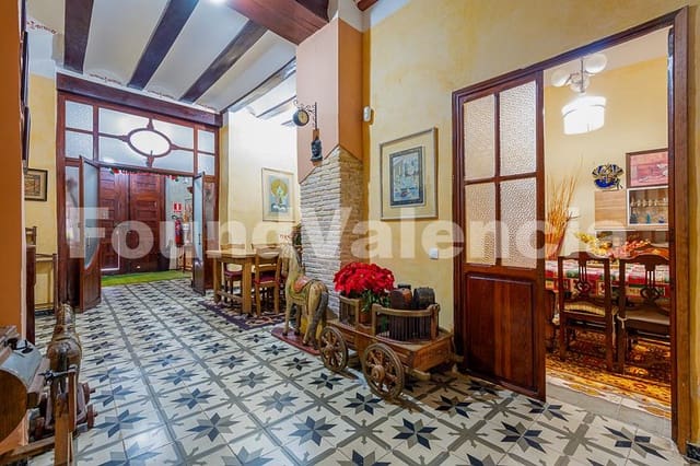 6 soveværelse Villa til salg i Albaida - € 420.000 (Ref: 8198211)