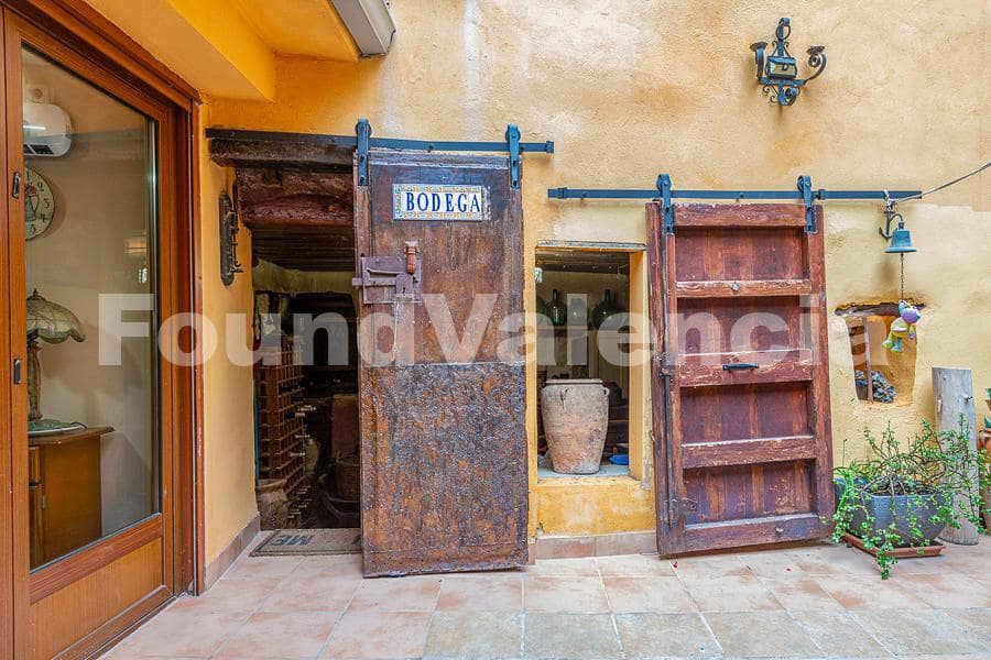 4 soveværelse Villa til salg i Albaida - € 220.000 (Ref: 8238264)