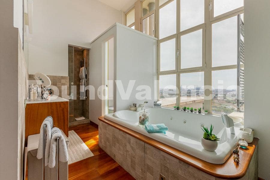 5 soveværelse Lejlighed til salg i Valencia by - € 1.410.000 (Ref: 8337429)